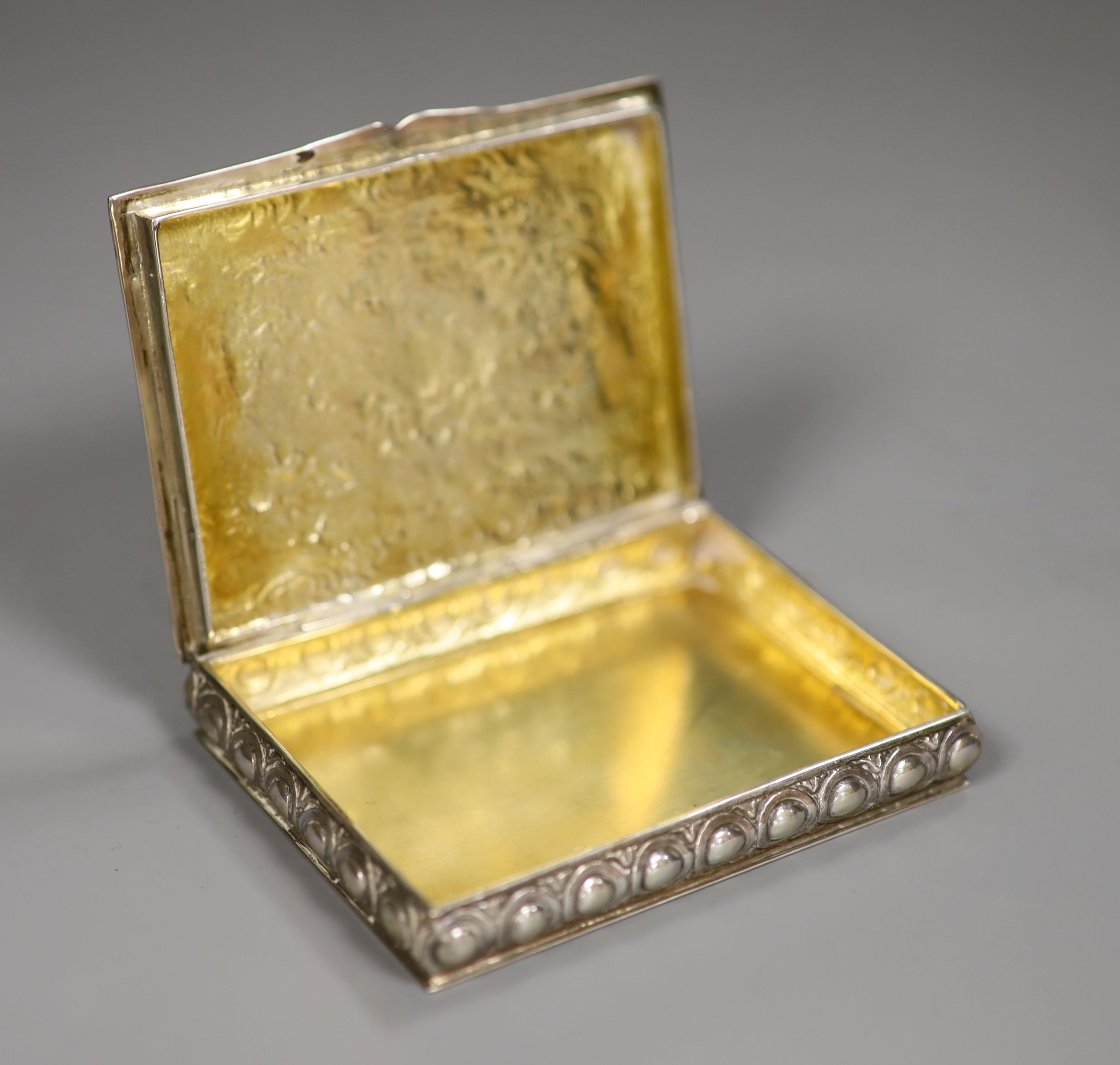 A late 19th century German? 800 white metal snuff box, 87mm.